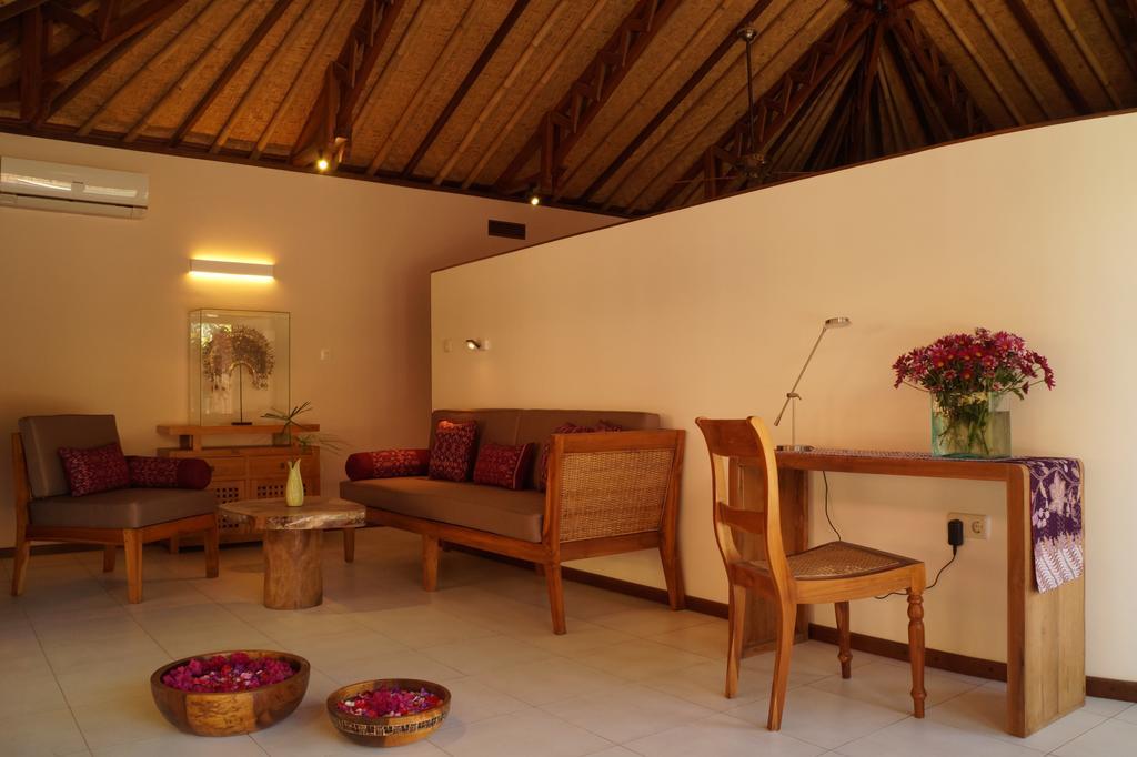 Cili Emas Oceanside Resort Tejakula Zimmer foto